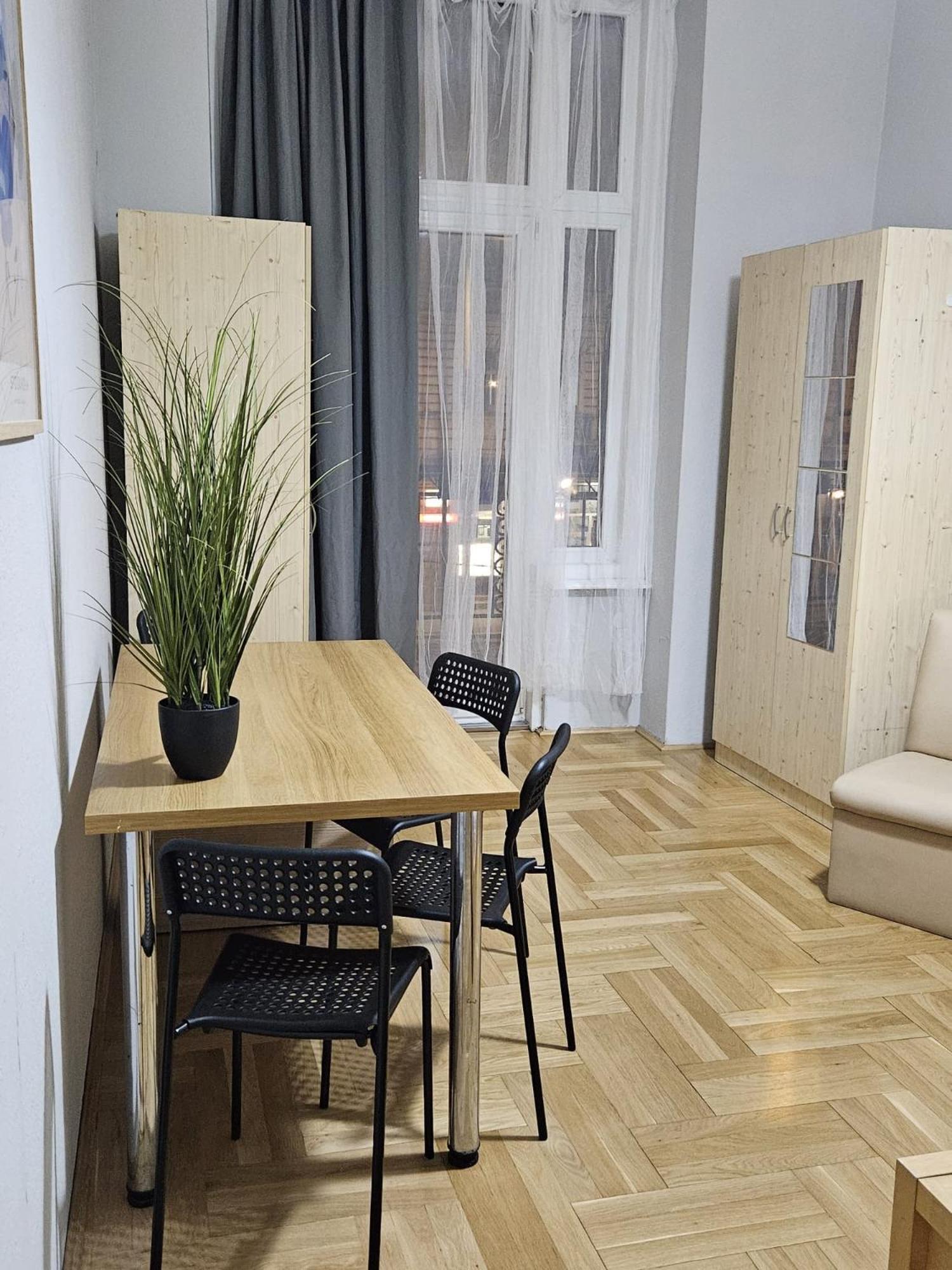 Hostel Beautiful On The Joseph Boulevard *